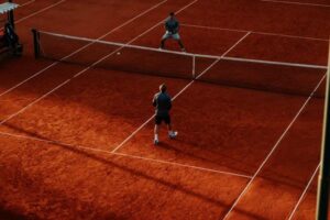 How to Return a Tennis Serve: Positioning, Timing, and Control