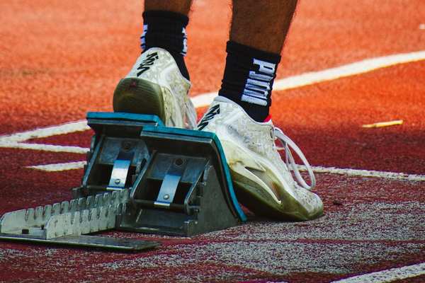 200 meter sprint strategy